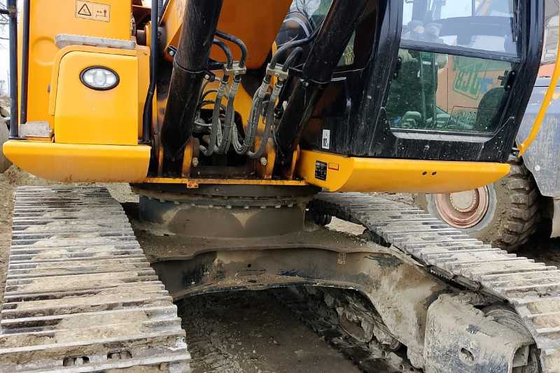 OmecoHub - Immagine JCB JS235HD